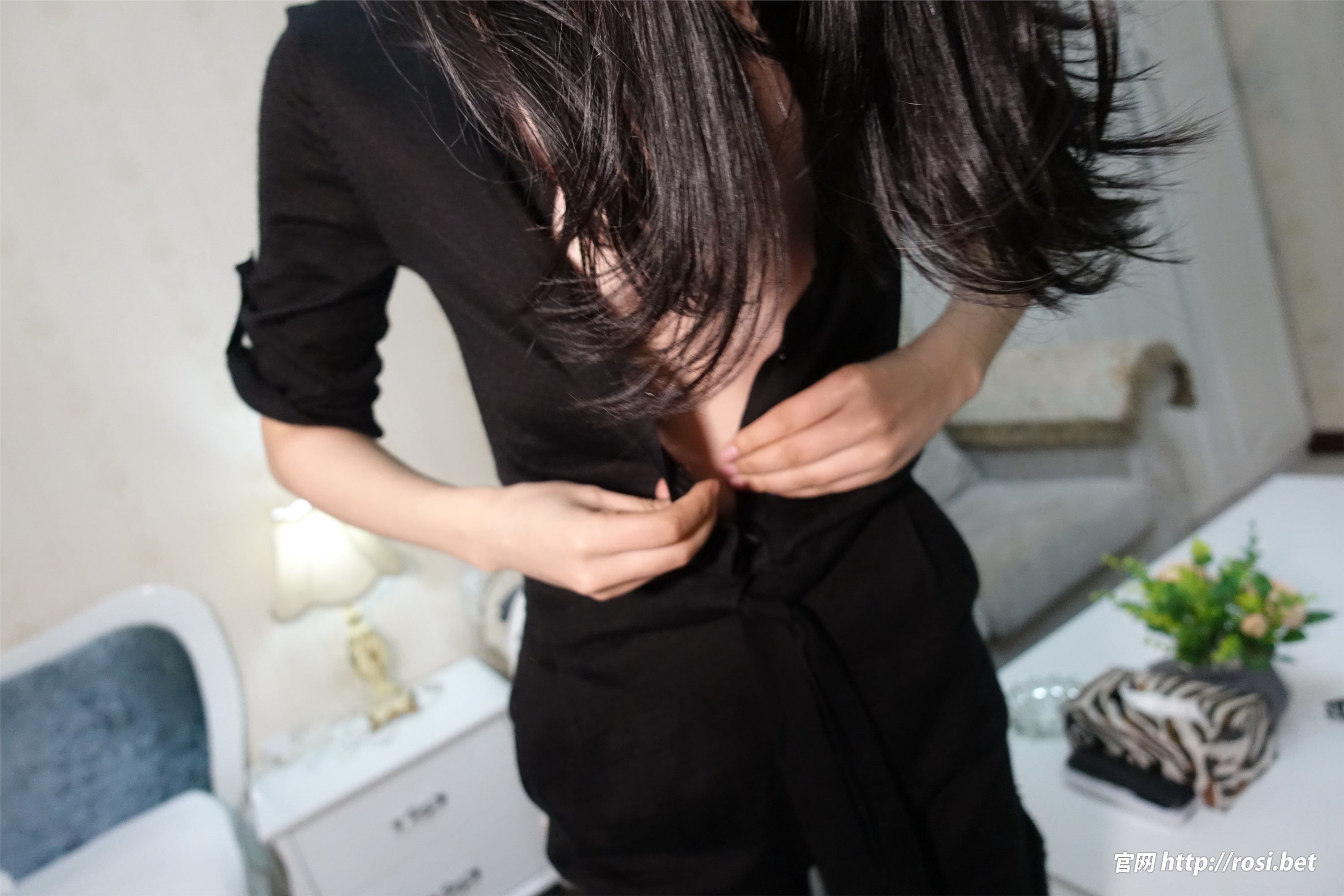 ROSI写真 2023.11.23 NO.4371